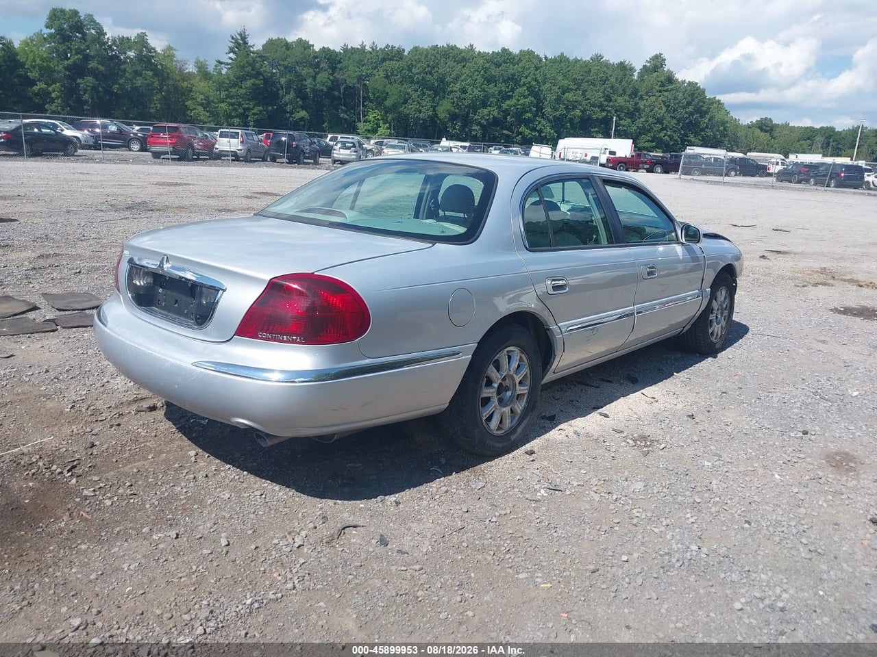 2002 LINCOLN CONTINENTAL · 4/11