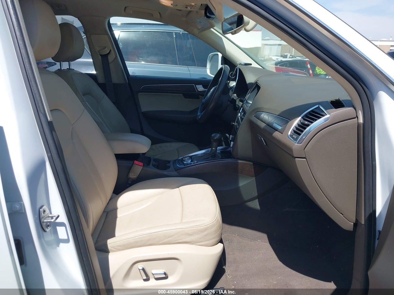 2015 AUDI Q5 2.0T PREMIUM · 5/11
