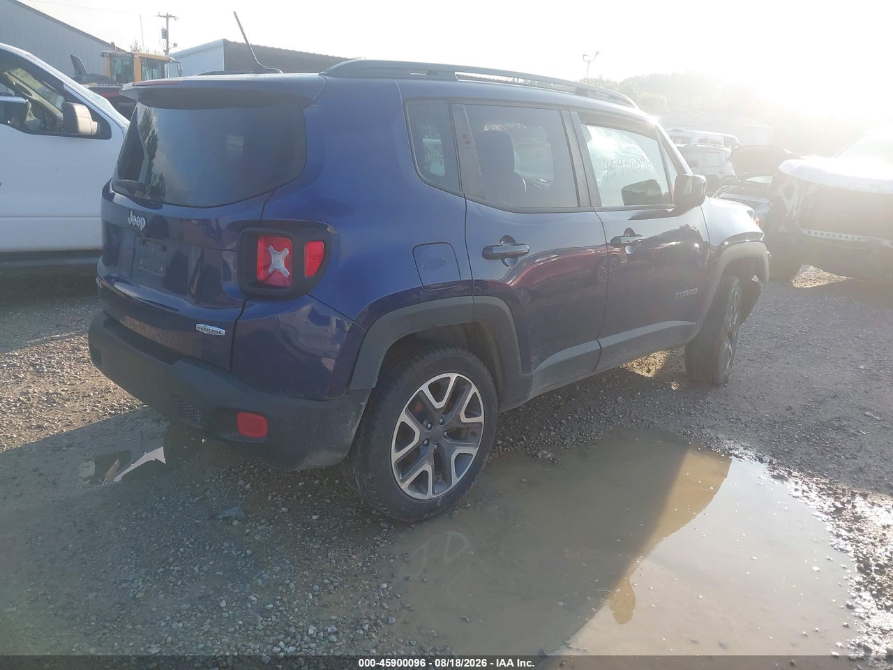 2017 JEEP RENEGADE LATITUDE · 4/10