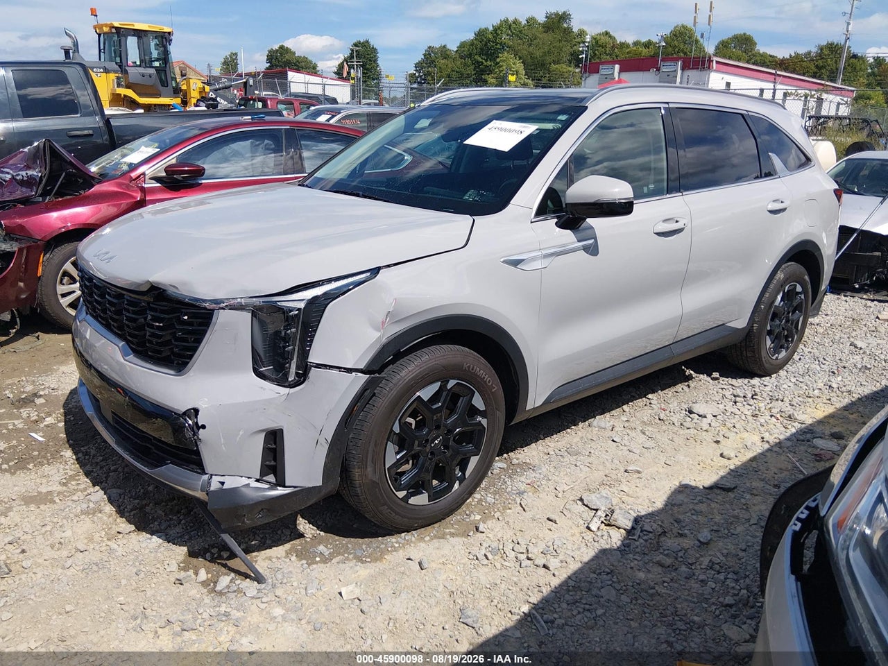 2024 KIA SORENTO S · 2/11