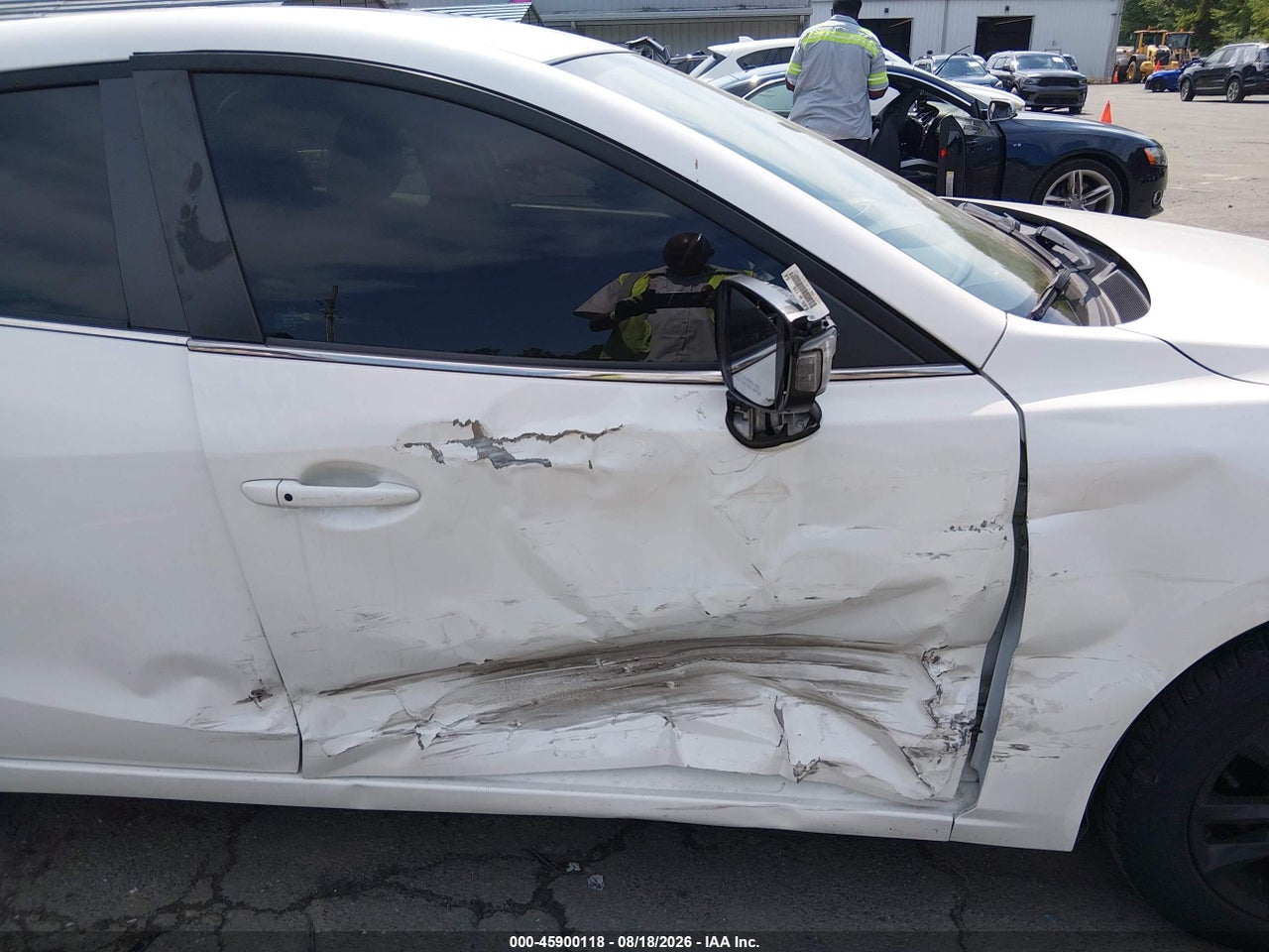 2015 MAZDA MAZDA3 I GRAND TOURING · 6/11