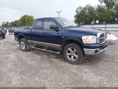 1D7HU182X8J****** · 2008 DODGE RAM 1500 SLT
