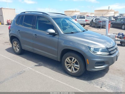 WVGAV7AXXGW****** · 2016 VOLKSWAGEN TIGUAN S