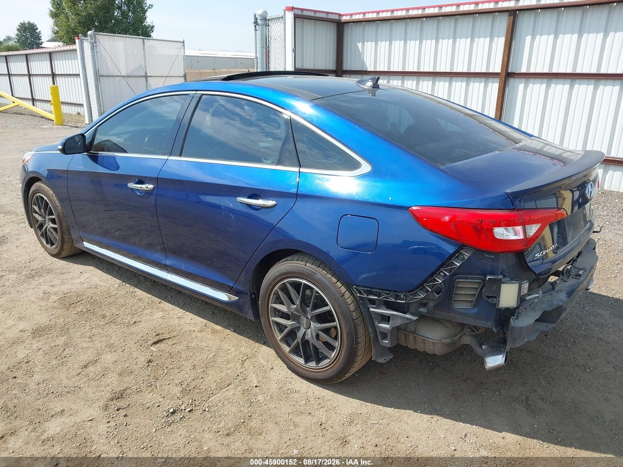 2015 HYUNDAI SONATA LIMITED · 3/10