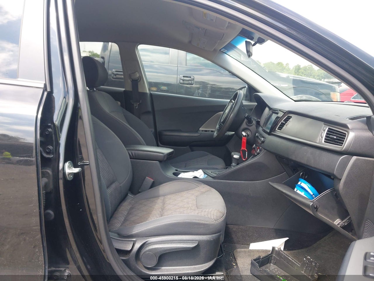 2018 KIA NIRO FE · 5/11