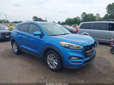 KM8J33A41GU****** · 2016 HYUNDAI TUCSON SE