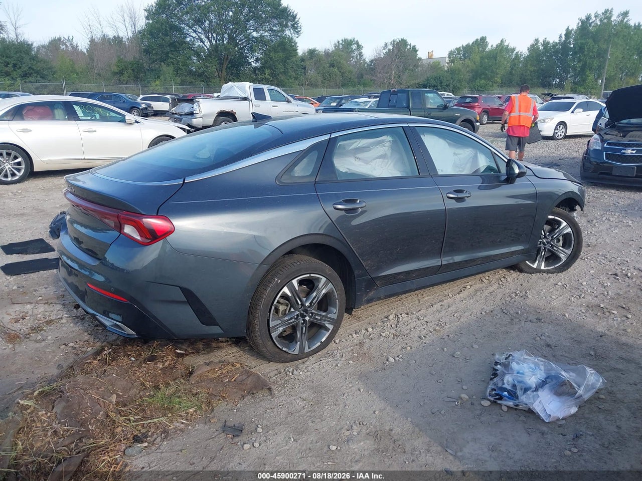 2022 KIA K5 EX · 4/11