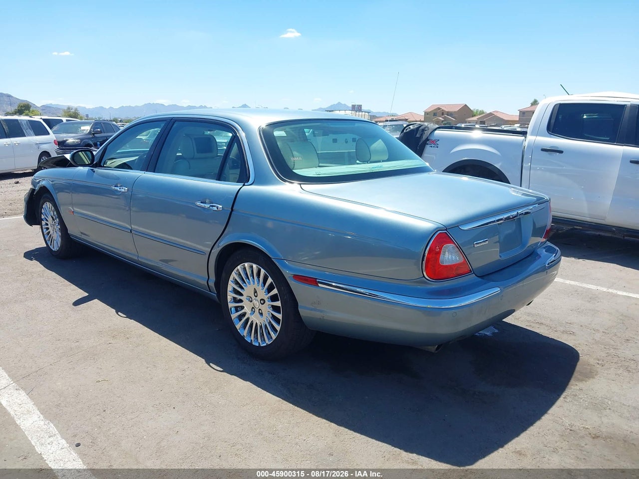 2005 JAGUAR XJ VANDEN PLAS · 3/11
