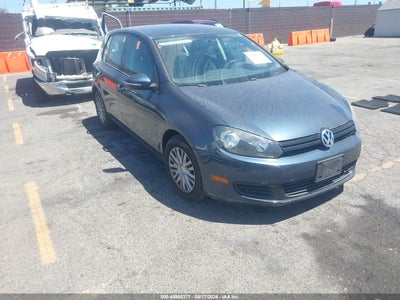 WVWDB7AJ2DW****** · 2013 VOLKSWAGEN GOLF 2.5L 4-DOOR