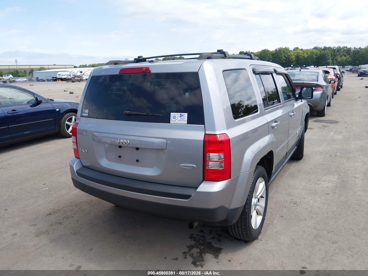 2016 JEEP PATRIOT LATITUDE · 4/11