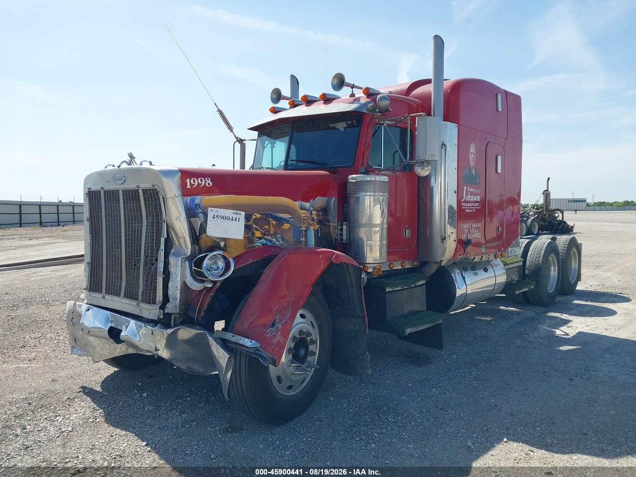 1998 PETERBILT 379   · 2/4