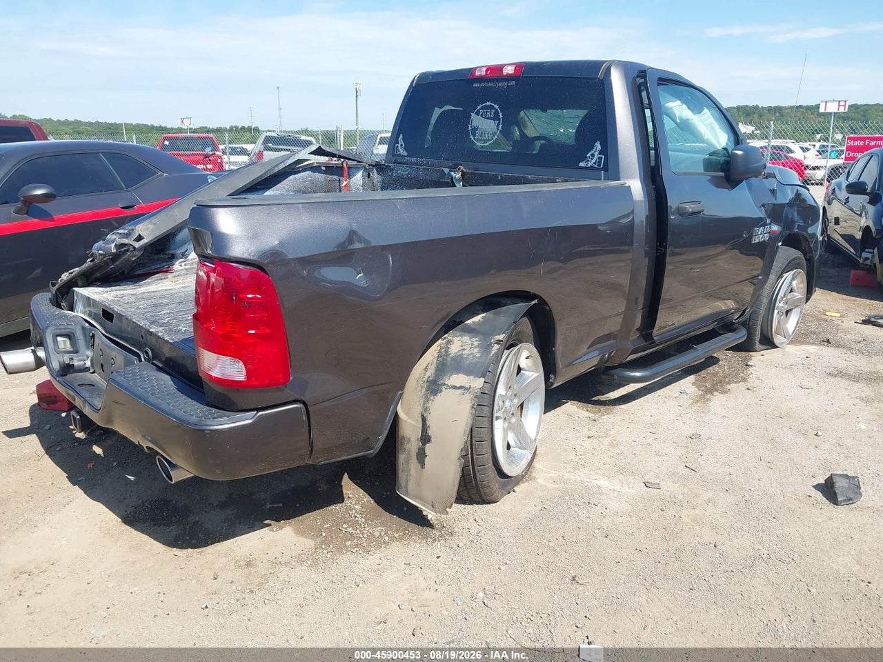 2016 RAM 1500 EXPRESS · 4/11