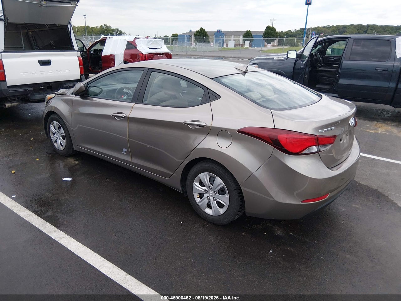 2016 HYUNDAI ELANTRA SE · 3/11