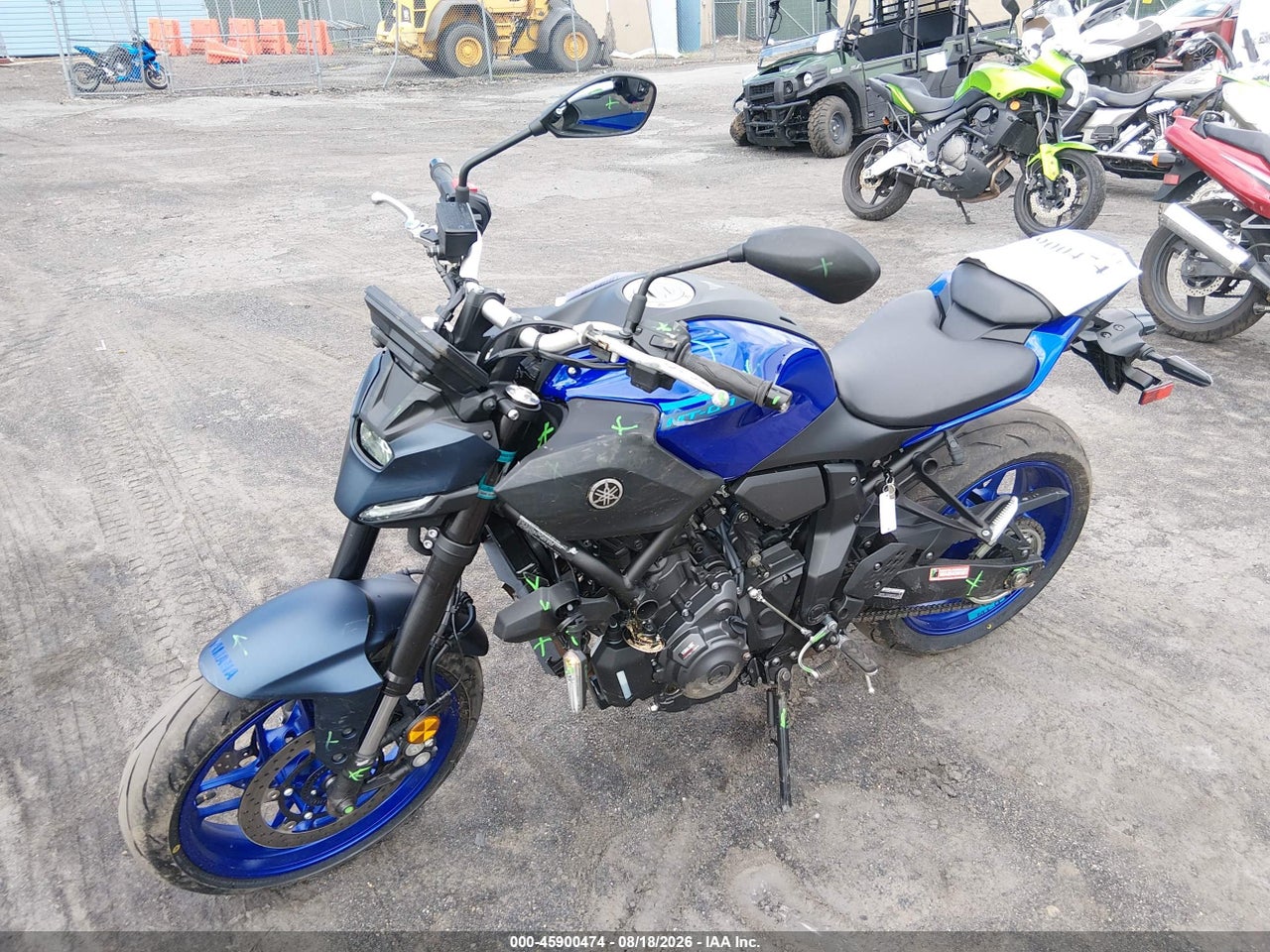 2025 YAMAHA MTN690 · 2/11