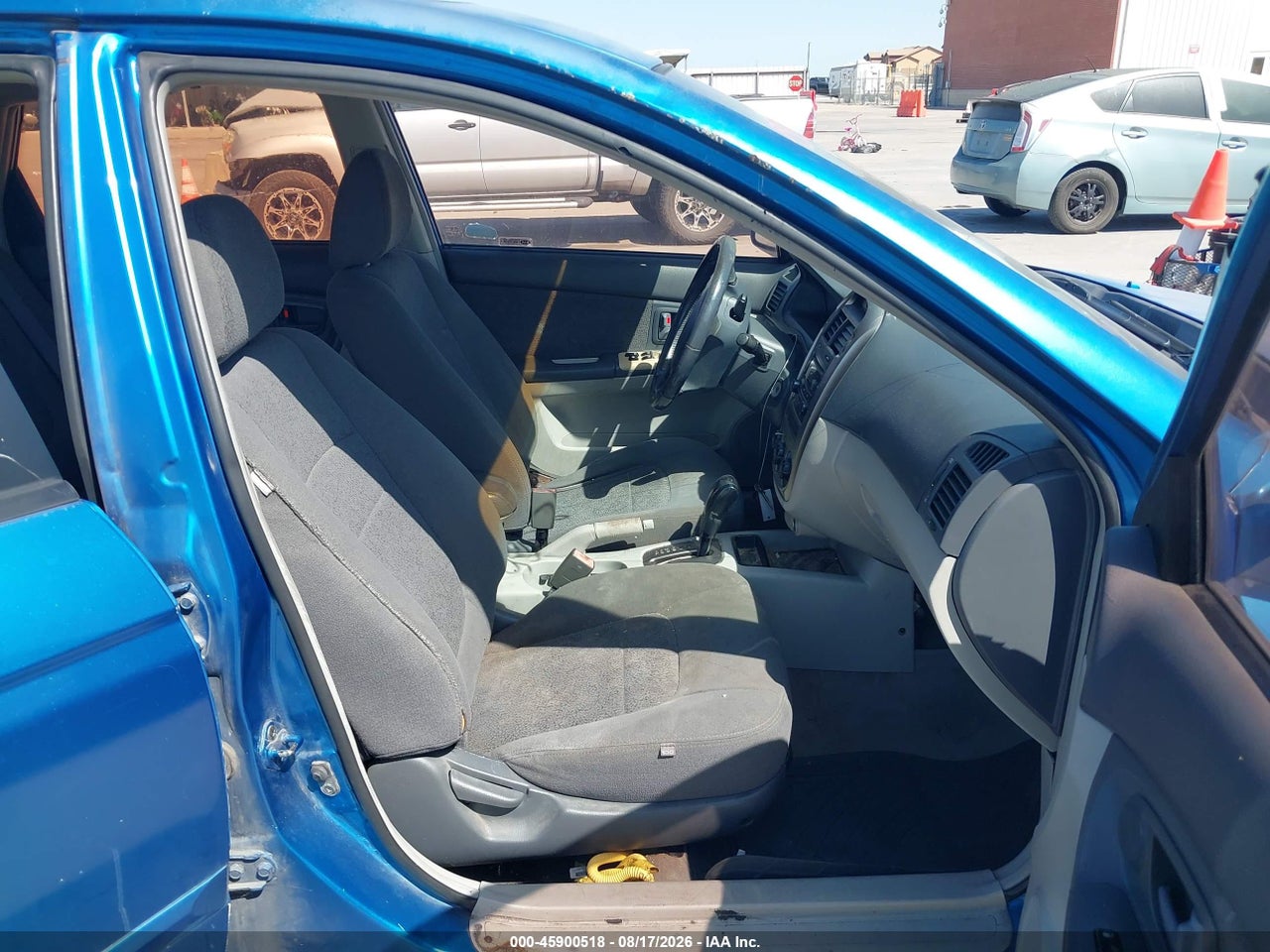 2005 KIA SPECTRA5   · 5/11