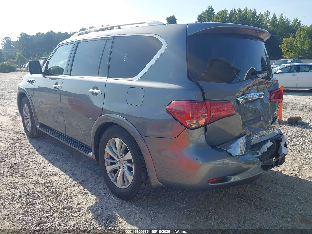 2017 INFINITI QX80 · 3/11