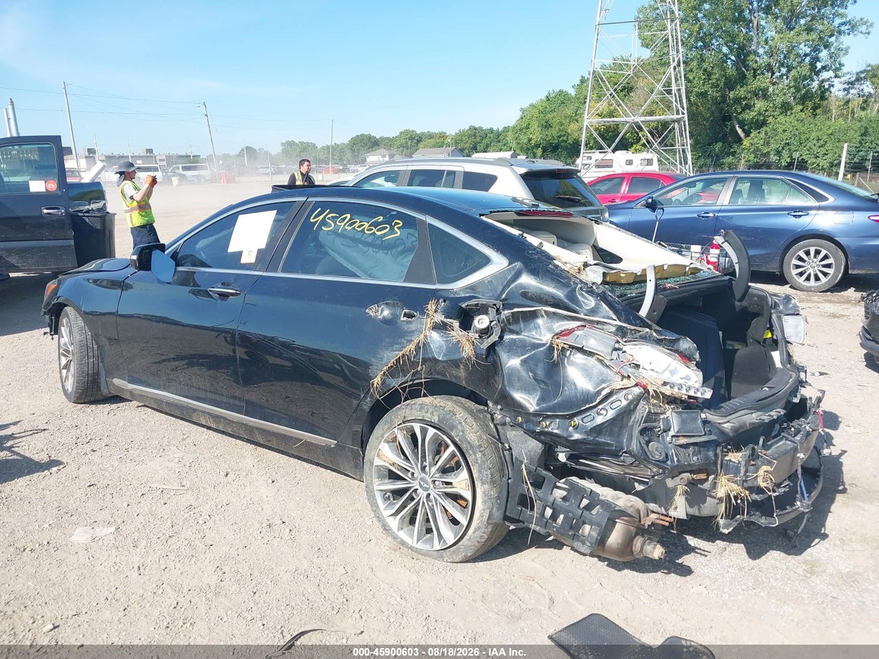 2015 HYUNDAI GENESIS 3.8 · 3/11