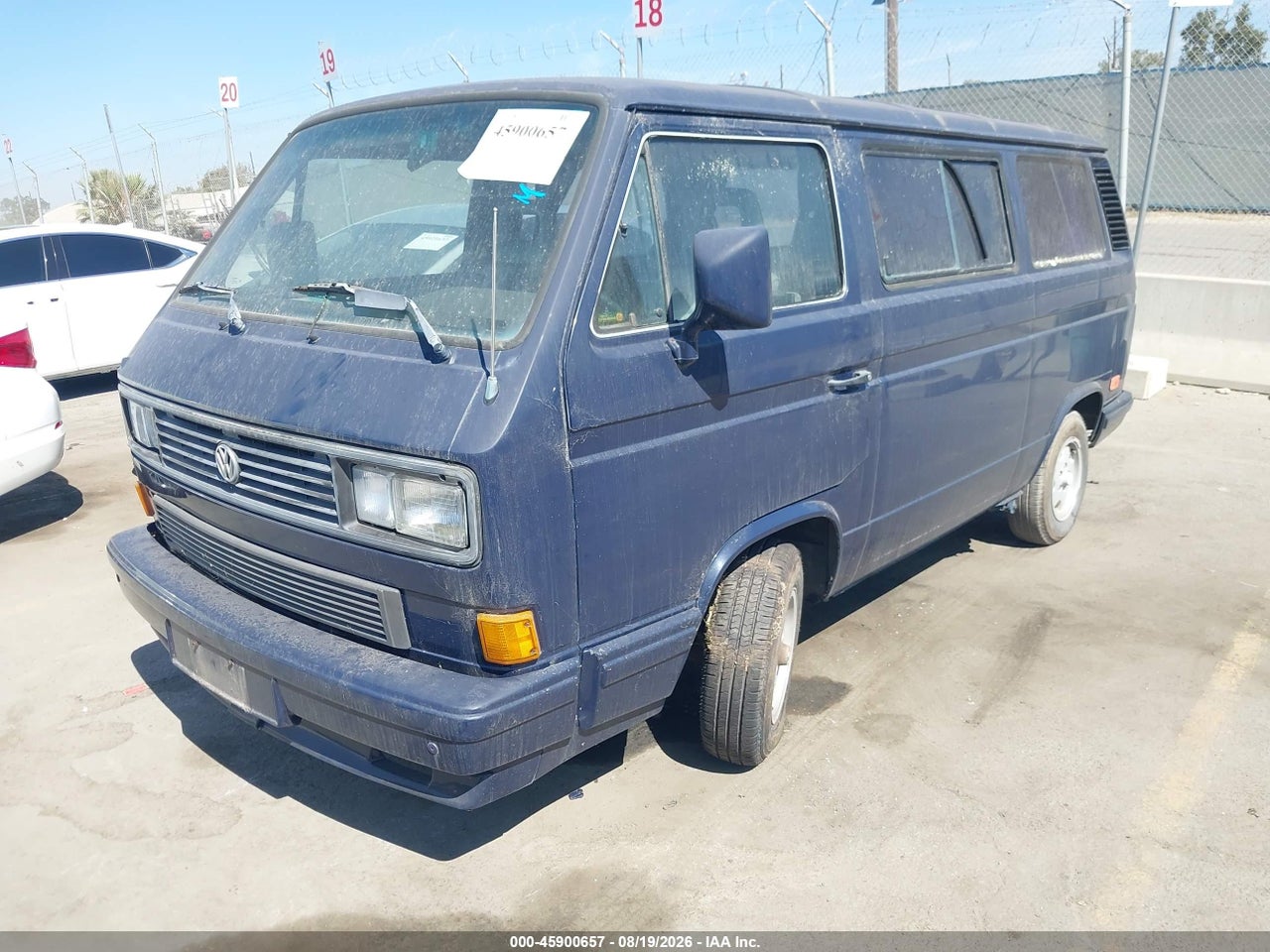 1987 VOLKSWAGEN VANAGON BUS · 2/11
