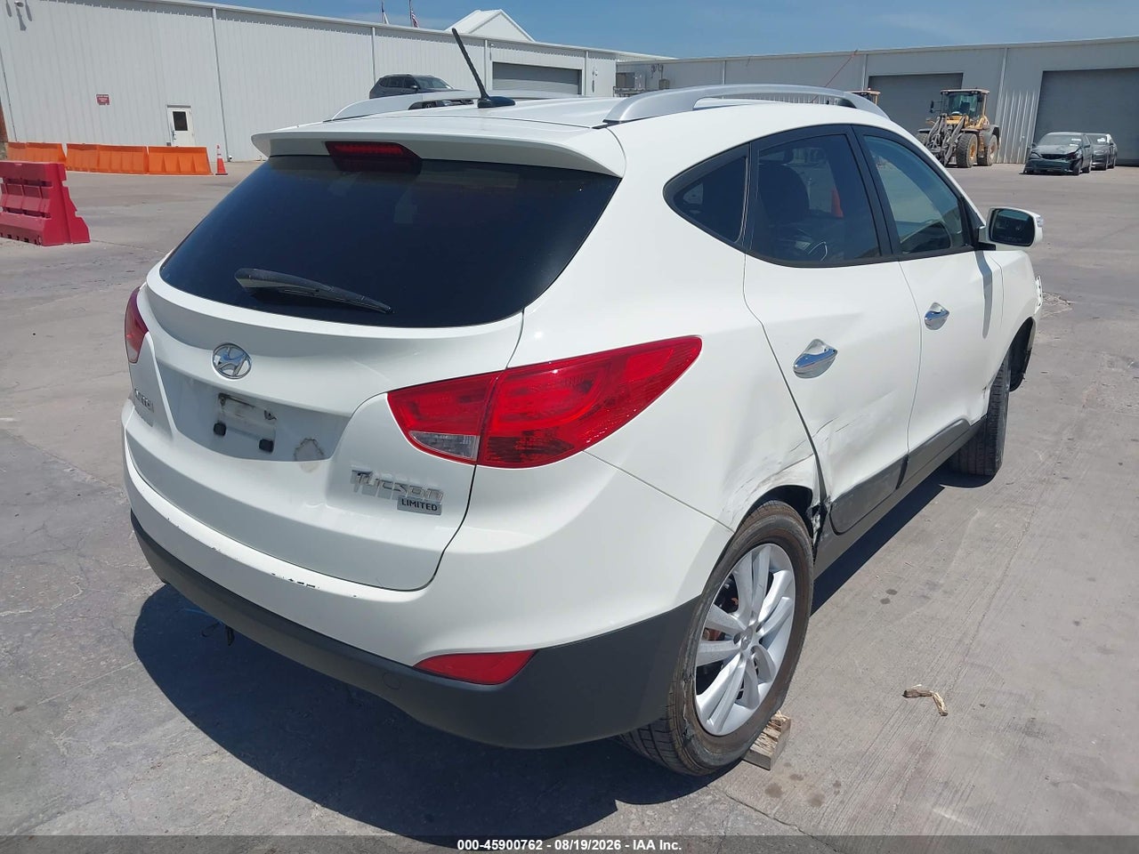 2010 HYUNDAI TUCSON LIMITED · 4/11