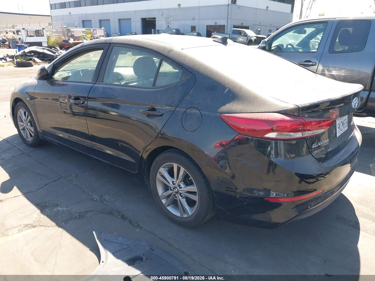 2017 HYUNDAI ELANTRA SE · 3/11
