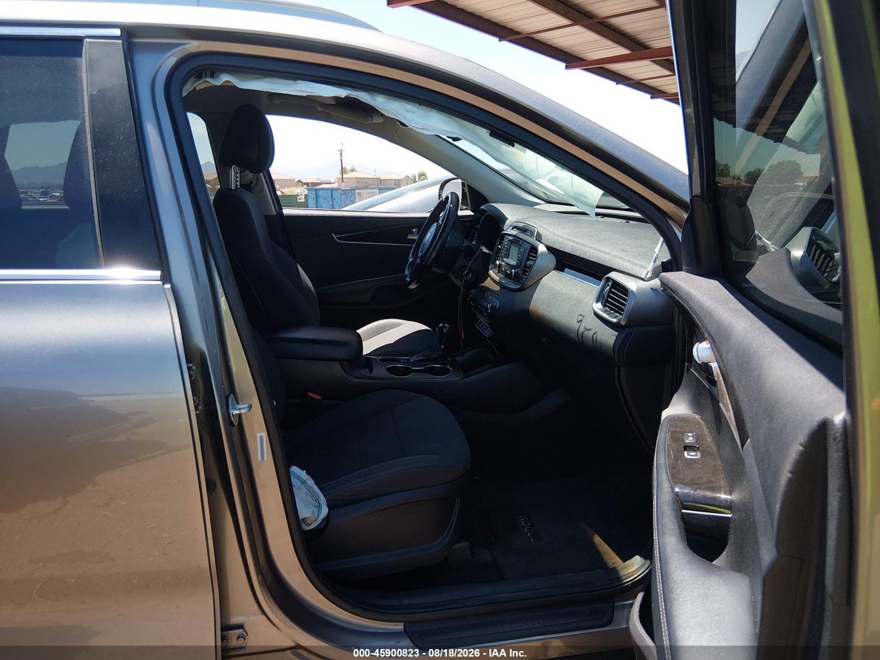 2016 KIA SORENTO 2.4L LX · 5/11