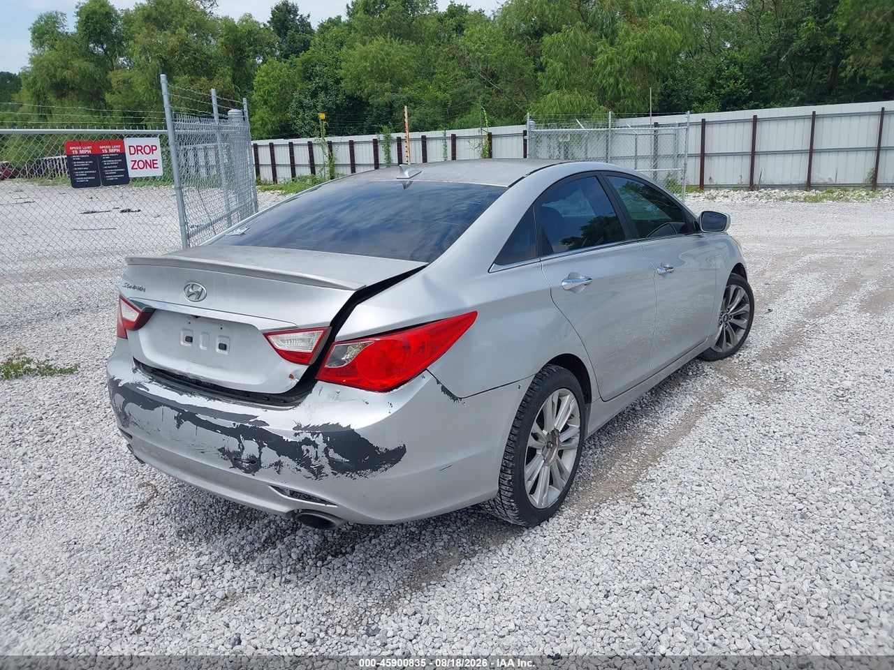 2013 HYUNDAI SONATA SE · 4/11