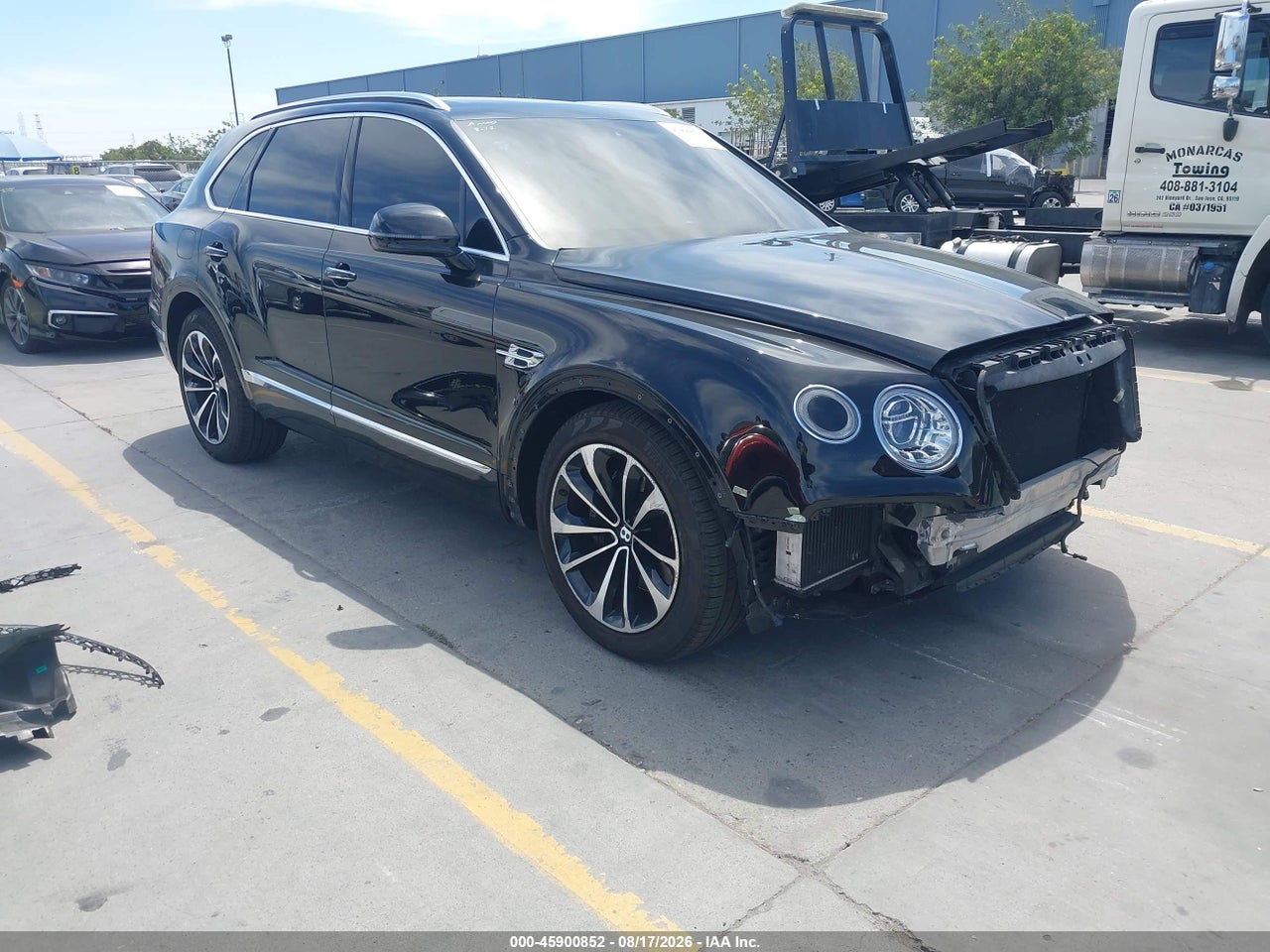 SJAAM4ZVXKC****** · 2019 BENTLEY BENTAYGA V8