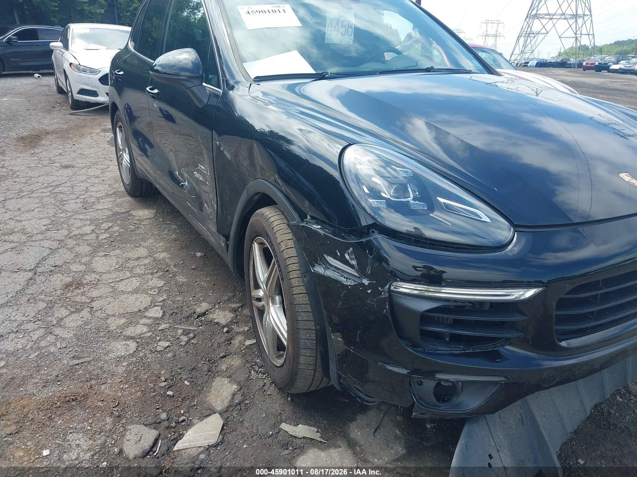 2017 PORSCHE CAYENNE S · 6/11