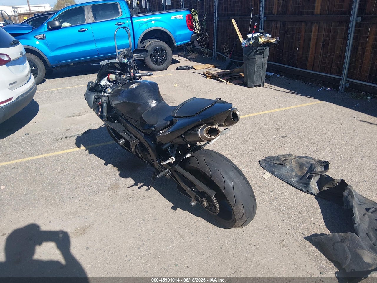 2004 YAMAHA YZFR1 · 3/10