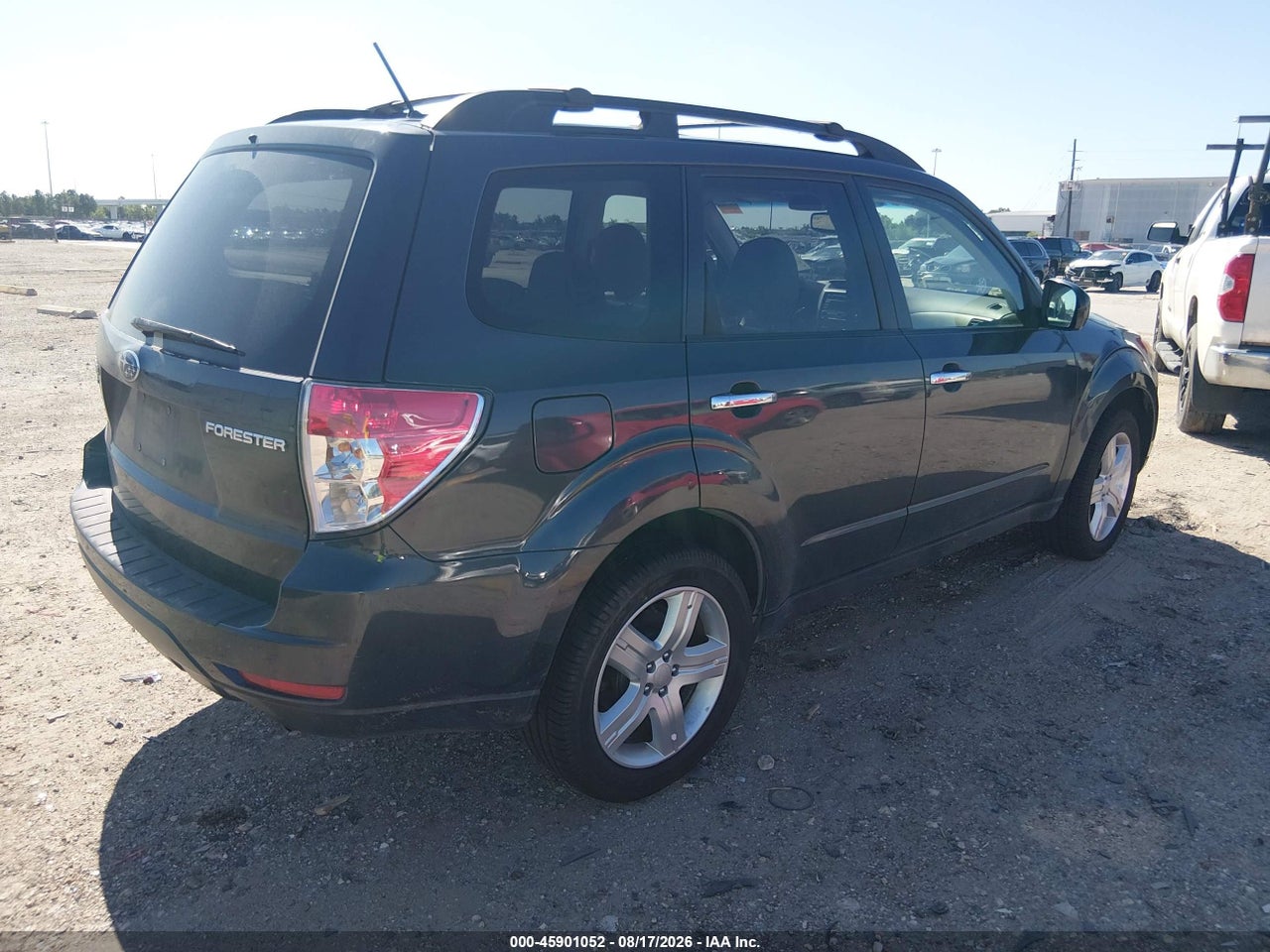 2010 SUBARU FORESTER 2.5X PREMIUM · 4/11