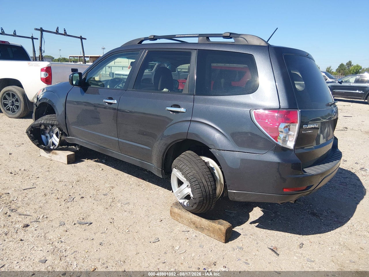 2010 SUBARU FORESTER 2.5X PREMIUM · 3/11