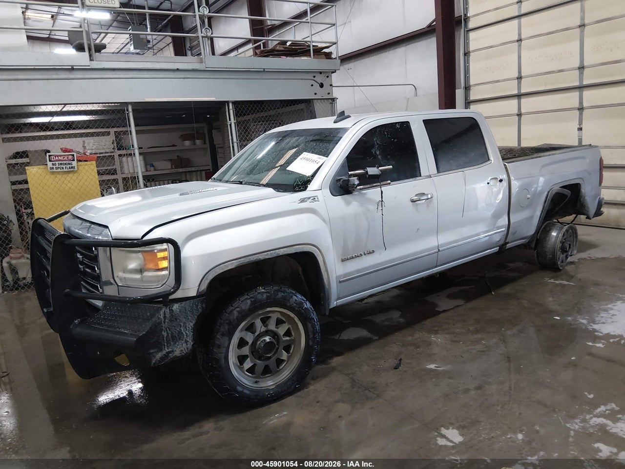 2015 GMC SIERRA 2500HD AVAILABLE WIFI SLT · 2/11