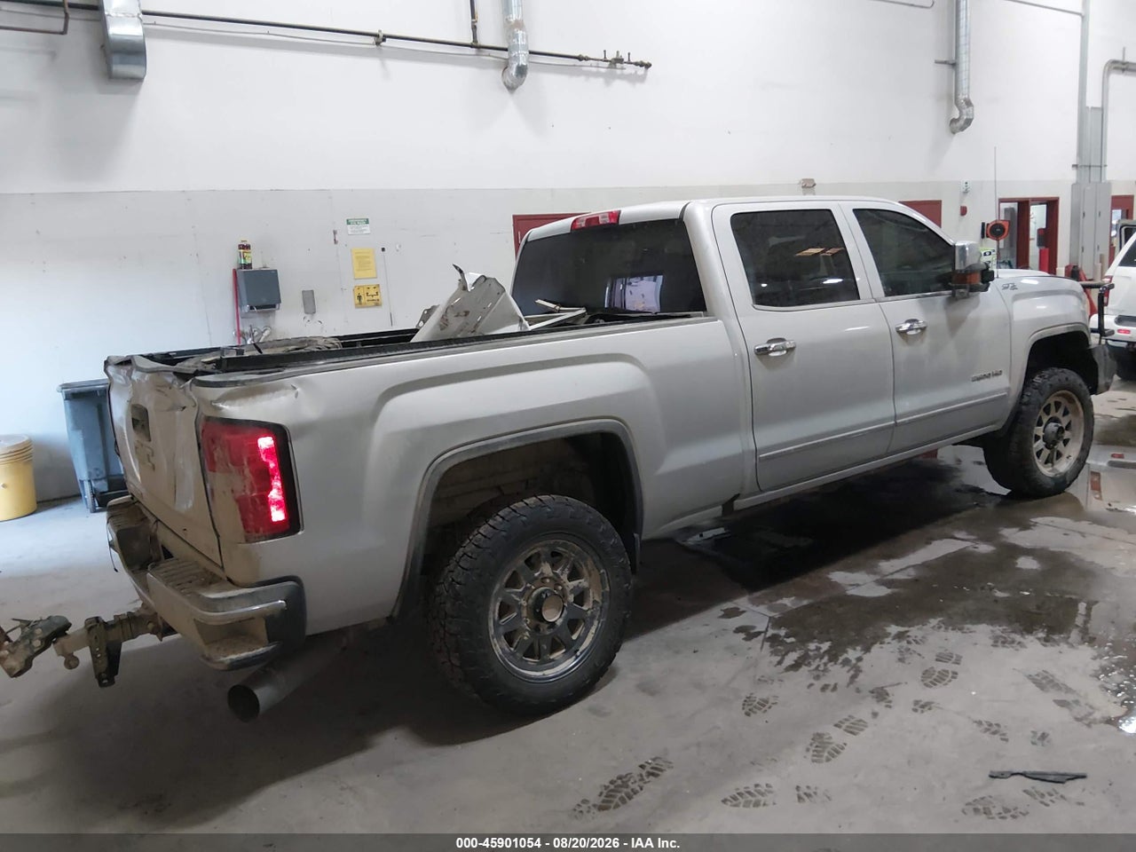 2015 GMC SIERRA 2500HD AVAILABLE WIFI SLT · 4/11