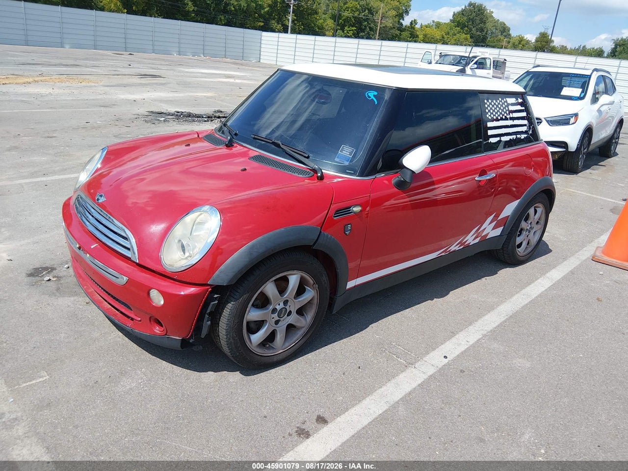 2006 MINI COOPER   · 2/11