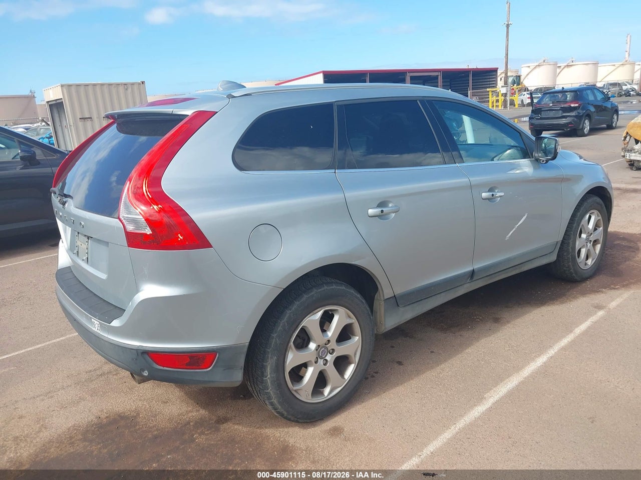 2013 VOLVO XC60 3.2/3.2 PLATINUM/3.2 PREMIER/3.2 PREMIER PLUS · 4/11