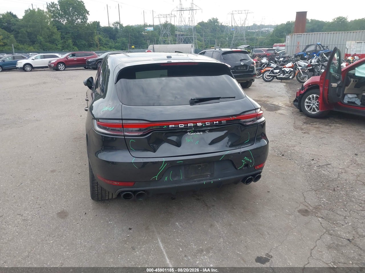 2020 PORSCHE MACAN S · 6/11