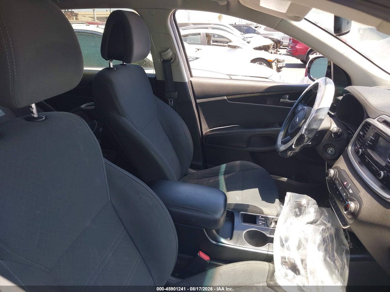 2016 KIA SORENTO 2.4L LX · 5/11
