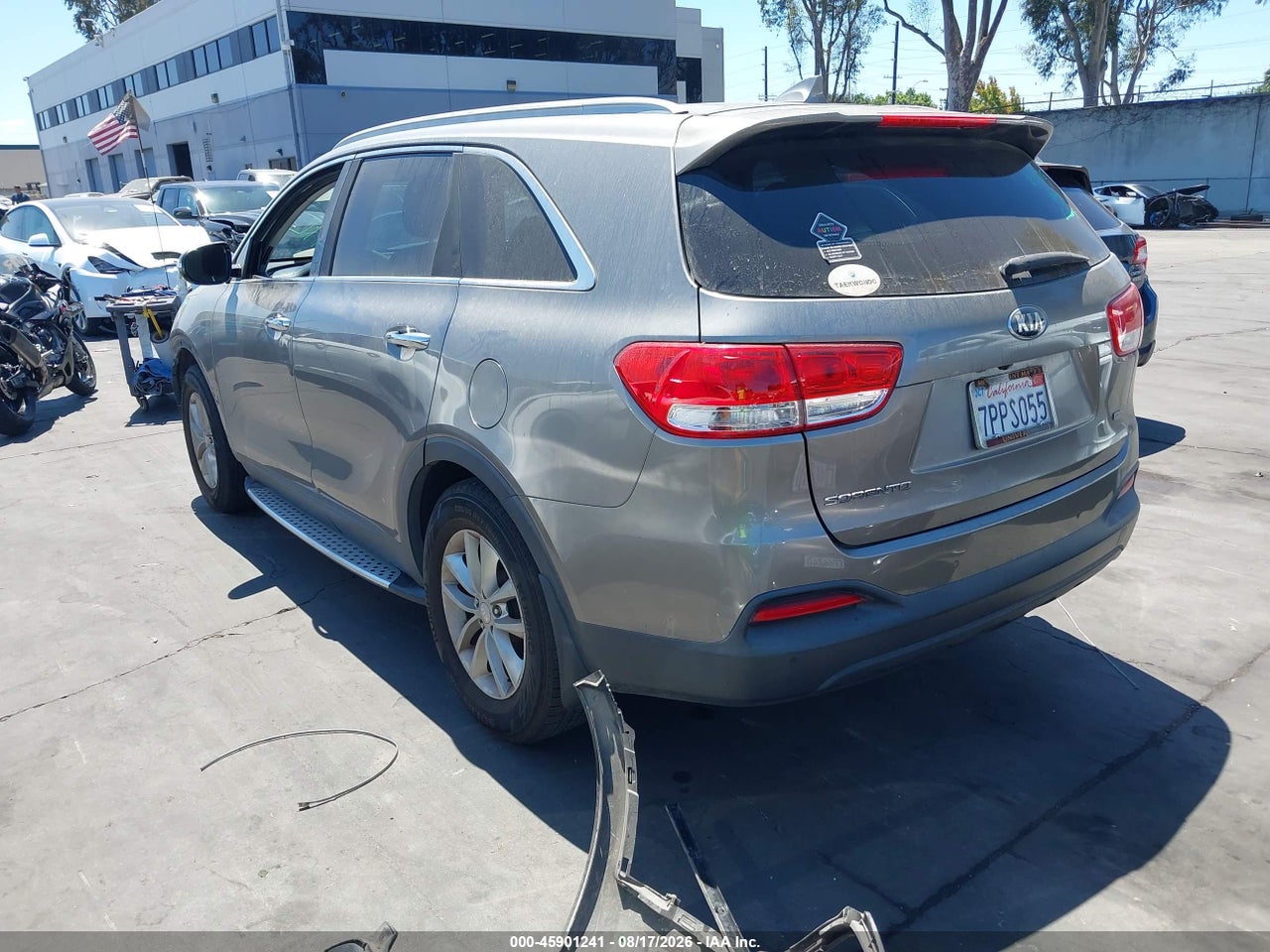 2016 KIA SORENTO 2.4L LX · 3/11
