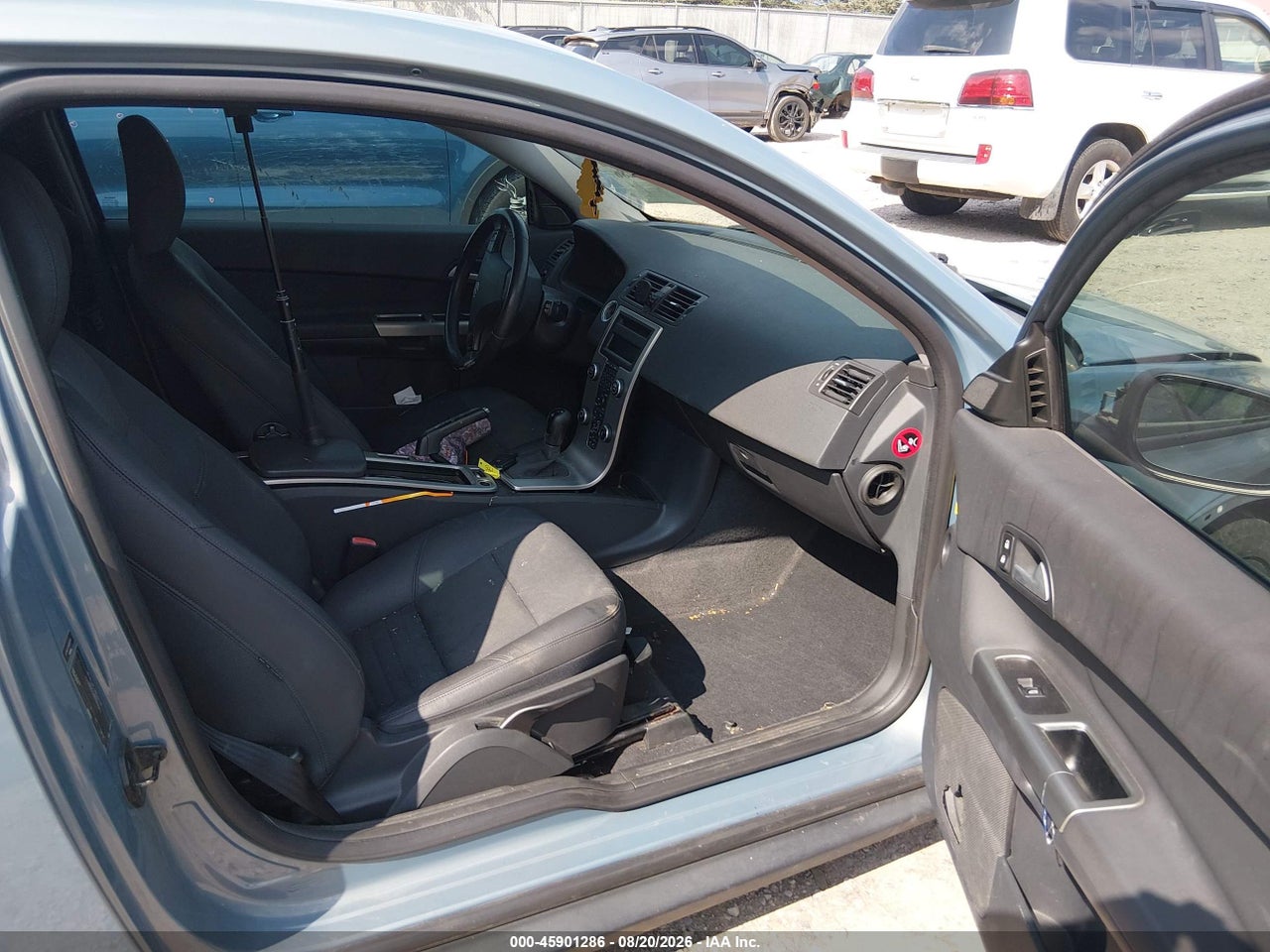 2008 VOLVO C30 T5 R-DESIGN/T5 VERSION 1.0/T5 VERSION 2.0 · 5/11