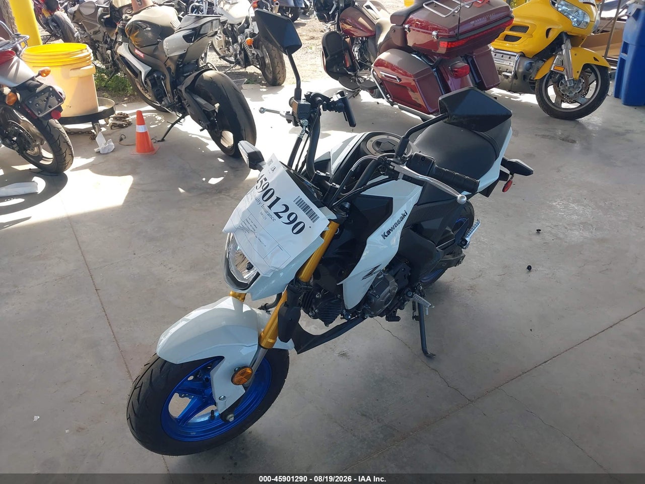 2026 KAWASAKI BR125 · 2/11