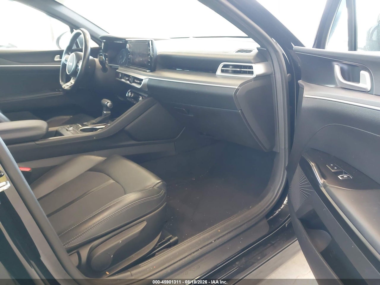 2022 KIA K5 GT-LINE · 5/11