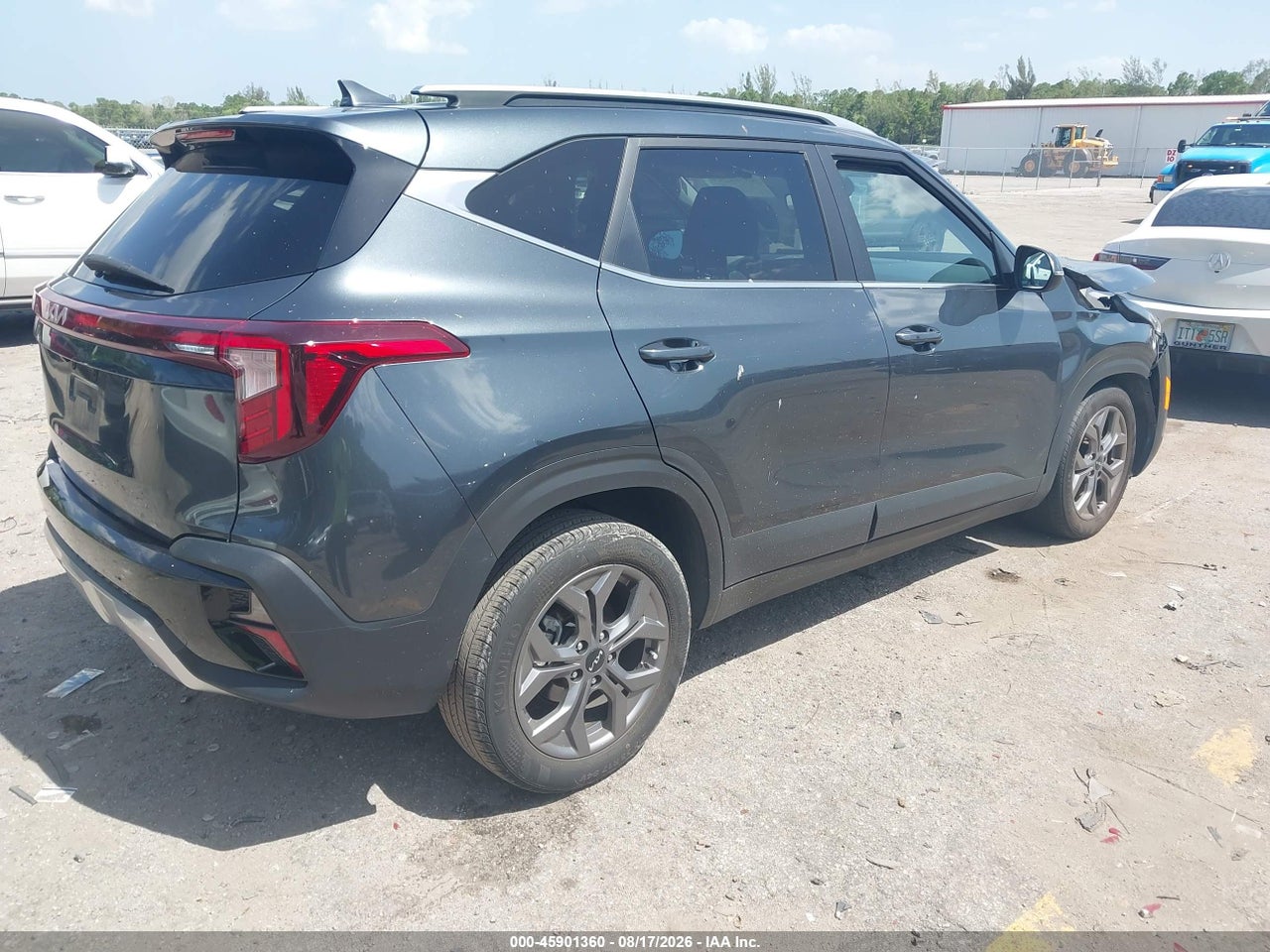 2024 KIA SELTOS S · 4/11