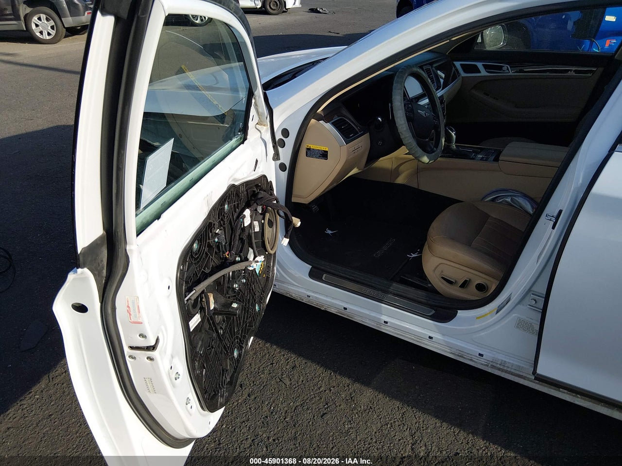 2016 HYUNDAI GENESIS 3.8 · 5/11