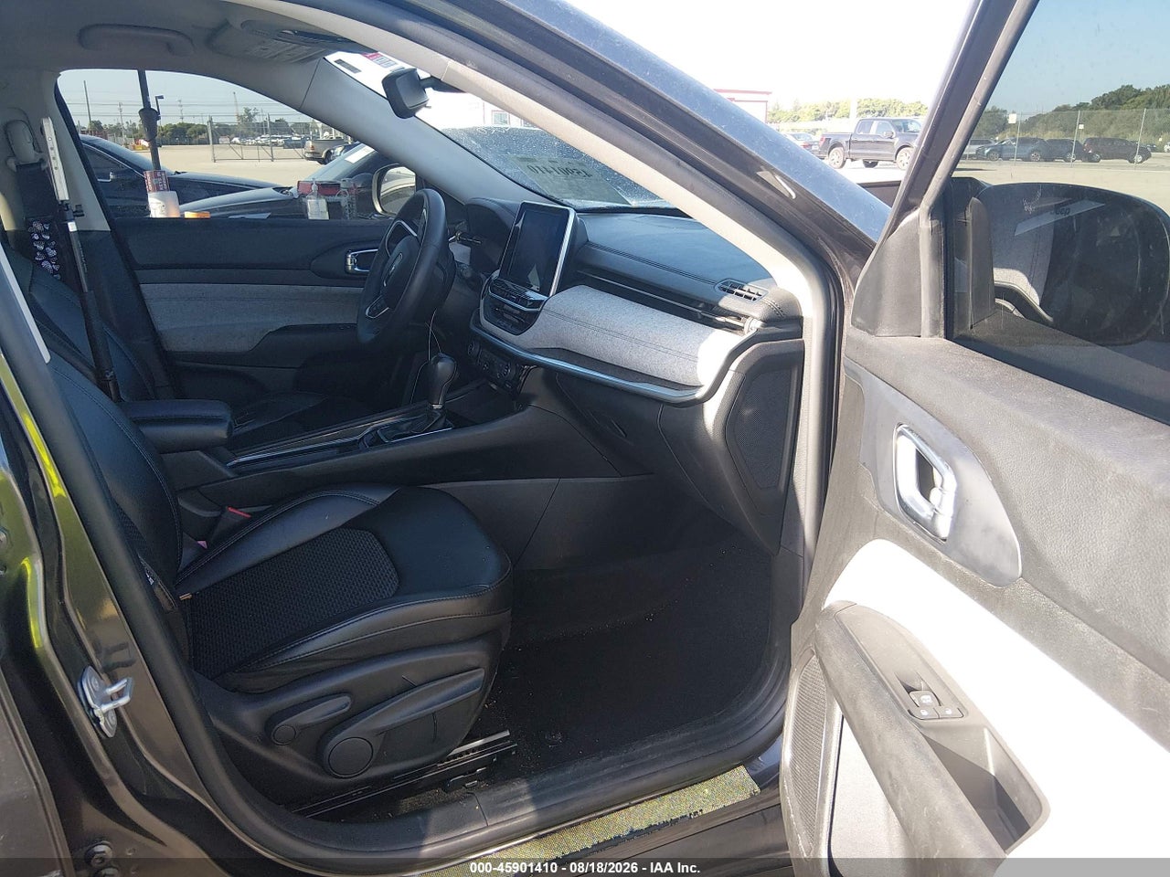 2022 JEEP COMPASS LATITUDE FWD · 5/11