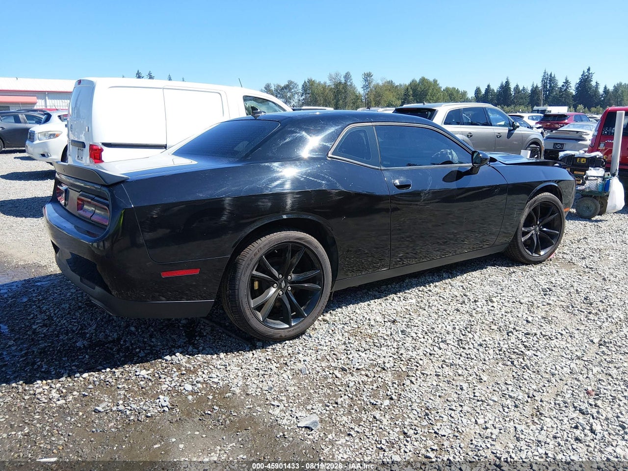 2018 DODGE CHALLENGER SXT PLUS · 4/10