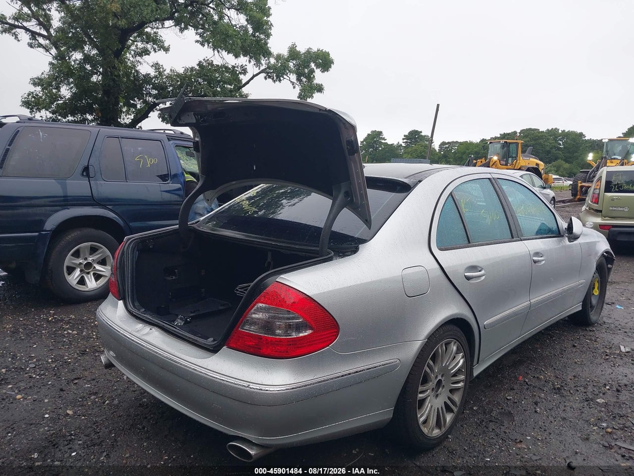 2008 MERCEDES-BENZ E 350 4MATIC · 4/10