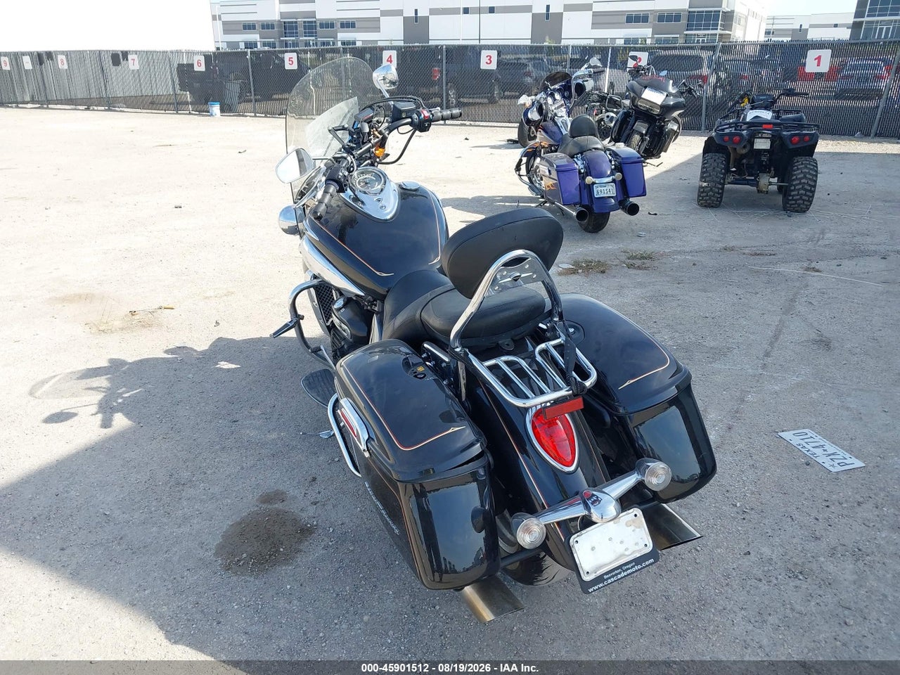 2015 TRIUMPH MOTORCYCLE ROCKET III TOURING ABS · 3/11