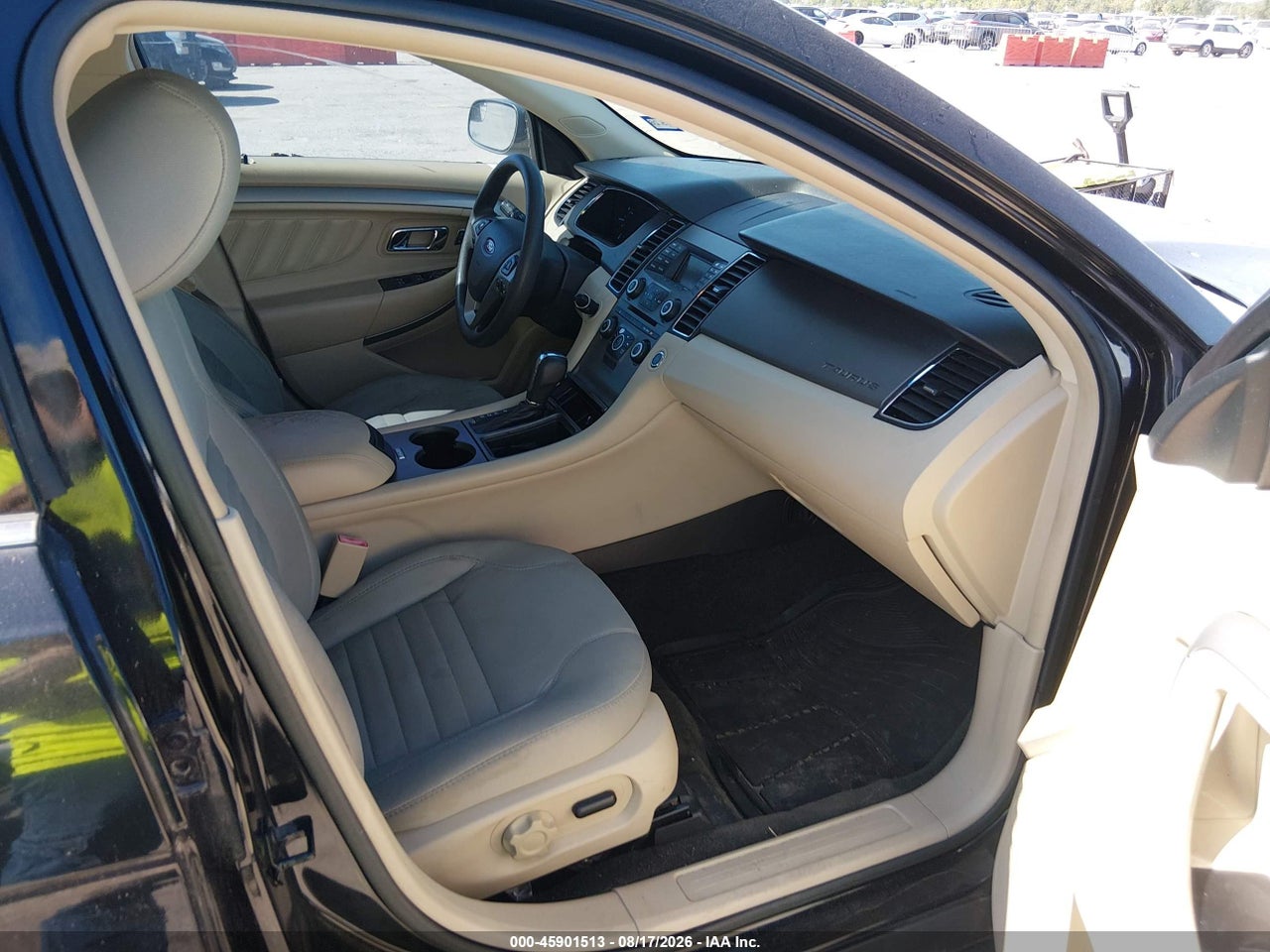 2013 FORD TAURUS SE · 5/11
