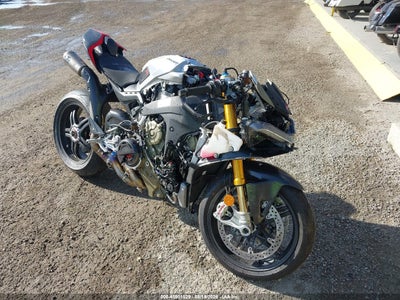 ZDMDAGWW1RB****** · 2024 DUCATI PANIGALE V4S
