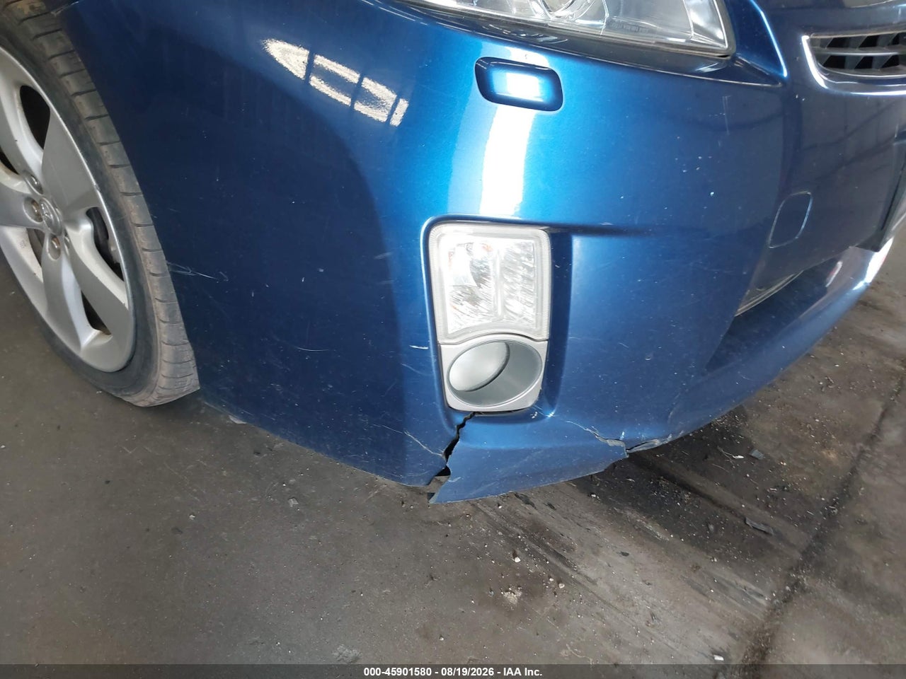 2010 TOYOTA PRIUS V · 6/11